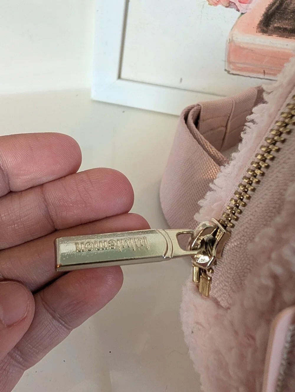 🩷EUC Lululemon Athletica Everywhere Fleece Adjustable Unisex Use Belt Bag, Pink